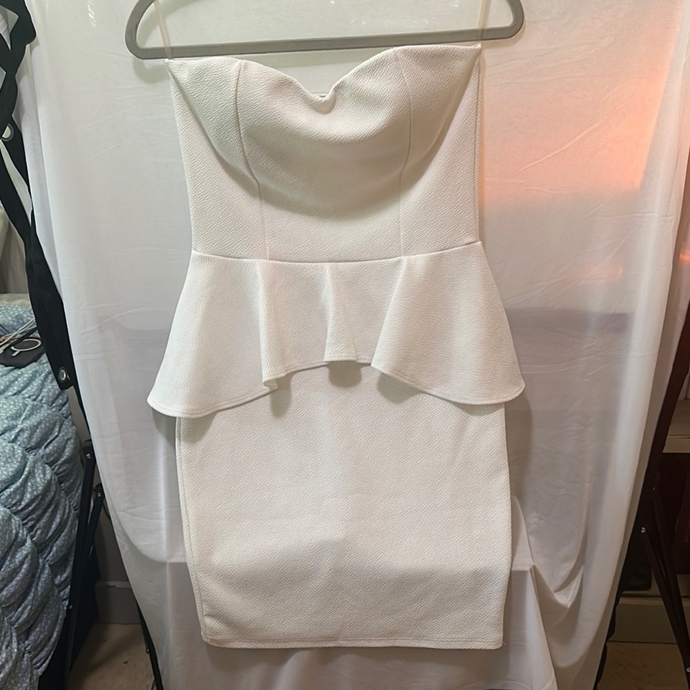 Charlotte Russe Cream Strapless Sheath Dress